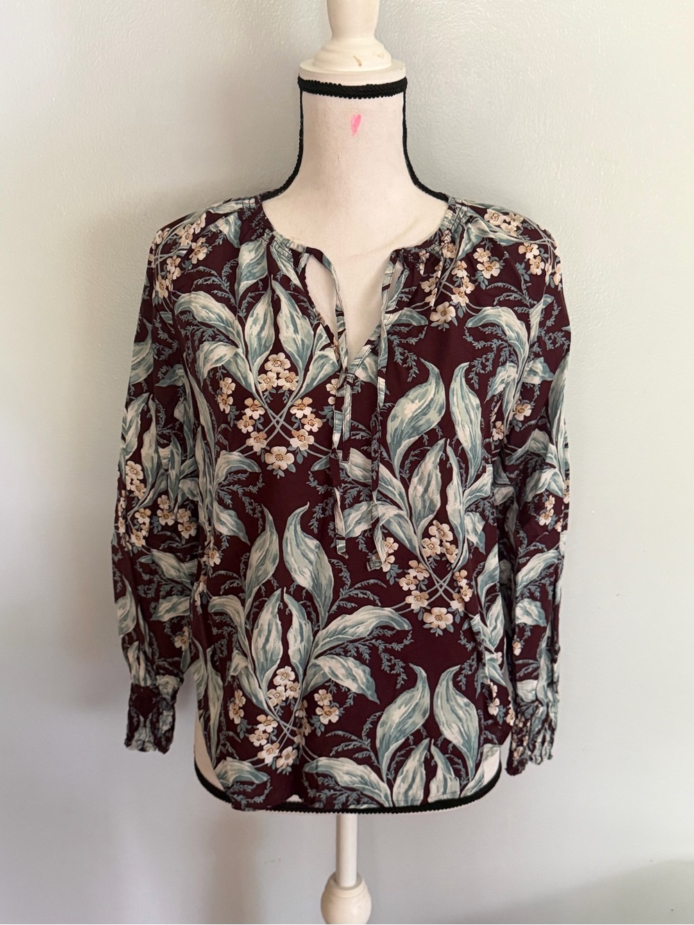 Ann Taylor Factory Burgundy Floral Split-Neck Blouse